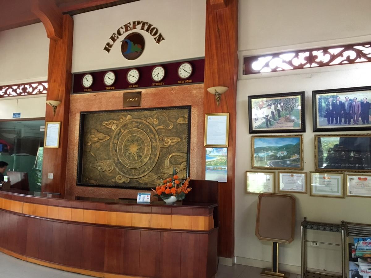 Bai Lu Resort Vinh Exteriör bild